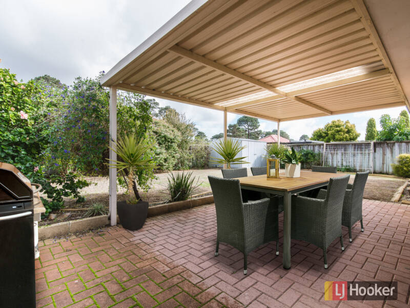 32 Rossini Circle, ELLENBROOK, WA 6069 AUS