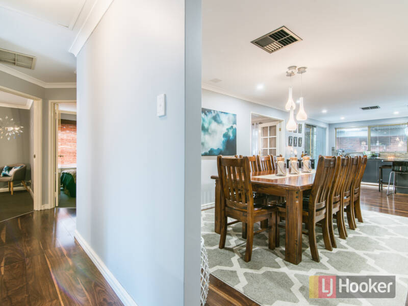 12 Winderie Crescent, ELLENBROOK, WA 6069 AUS