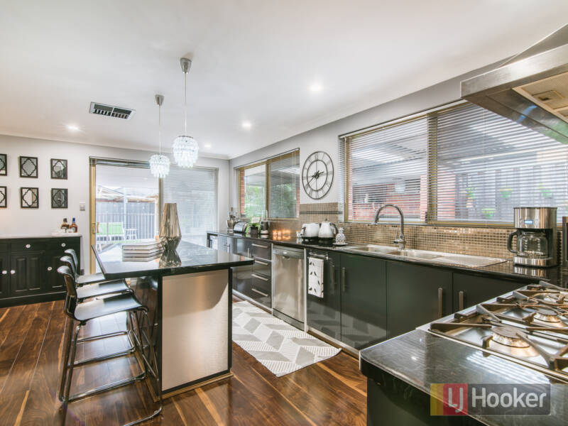 12 Winderie Crescent, ELLENBROOK, WA 6069 AUS