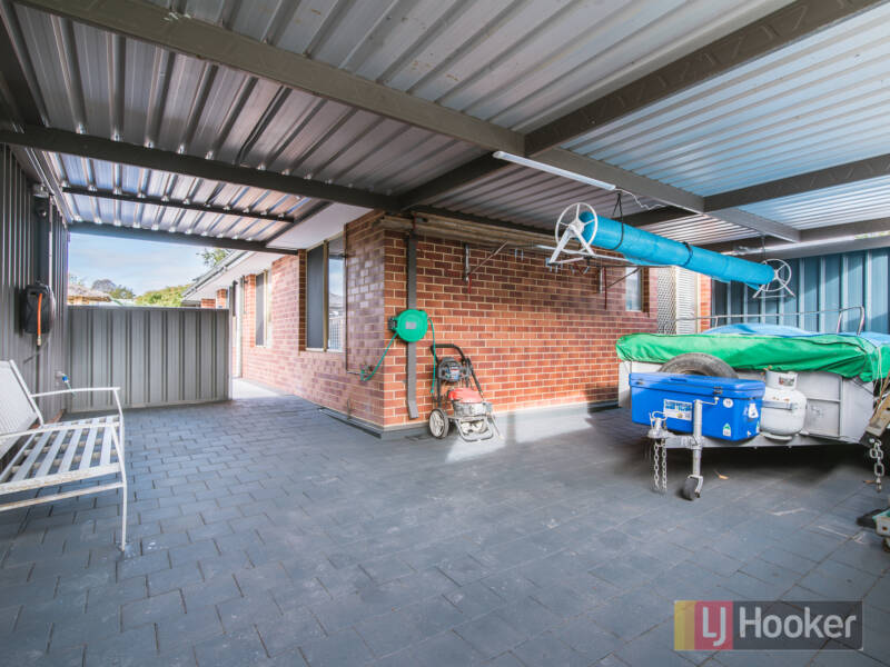 12 Winderie Crescent, ELLENBROOK, WA 6069 AUS