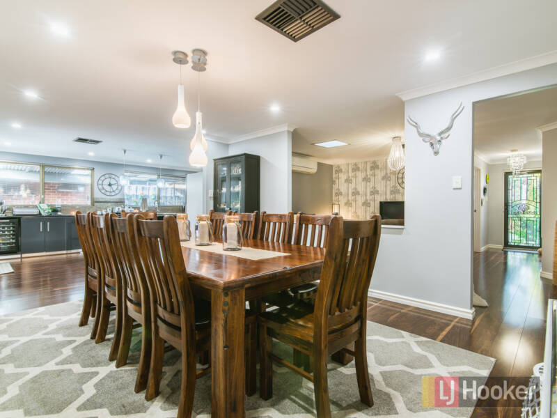 12 Winderie Crescent, ELLENBROOK, WA 6069 AUS