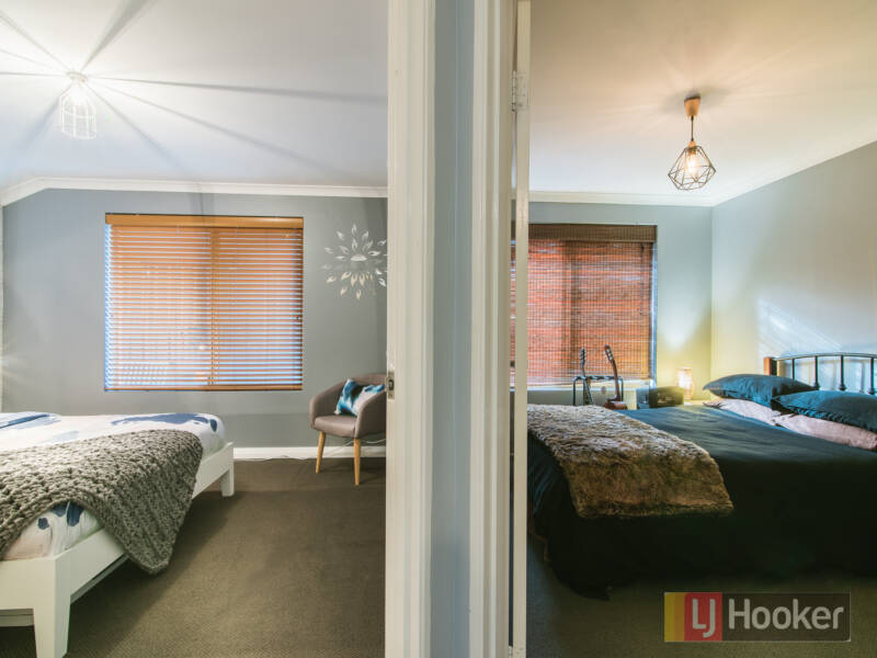 12 Winderie Crescent, ELLENBROOK, WA 6069 AUS
