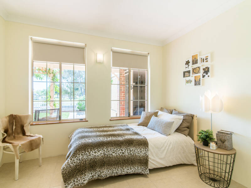 18 Halpin Circle, ELLENBROOK, WA 6069 AUS
