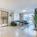 18 Halpin Circle, ELLENBROOK, WA 6069 AUS