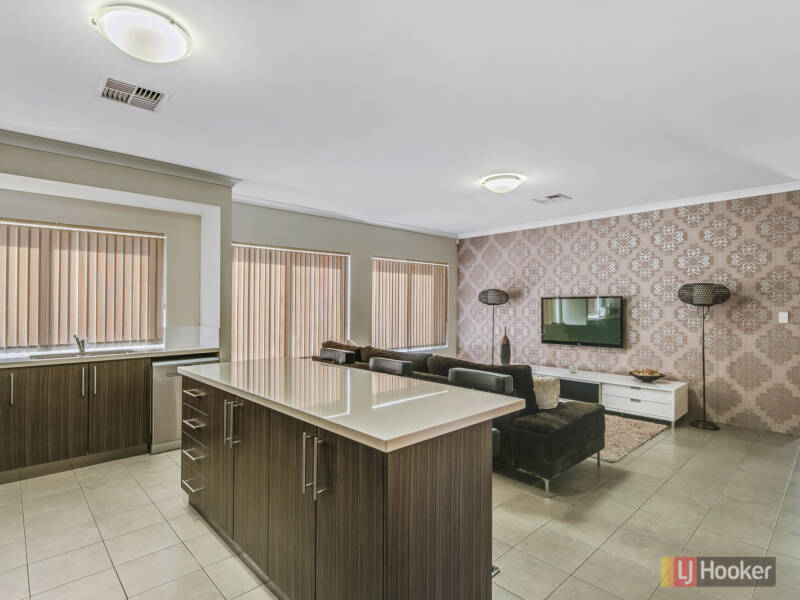 36 Vellum Loop, AVELEY, WA 6069 AUS