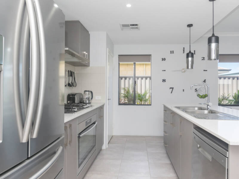 11 Limone Street, AVELEY, WA 6069 AUS