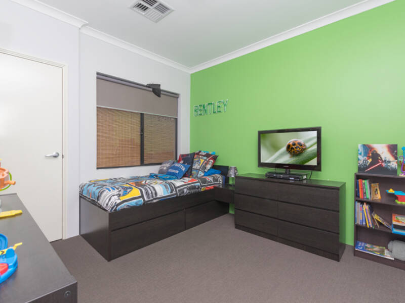 11 Limone Street, AVELEY, WA 6069 AUS