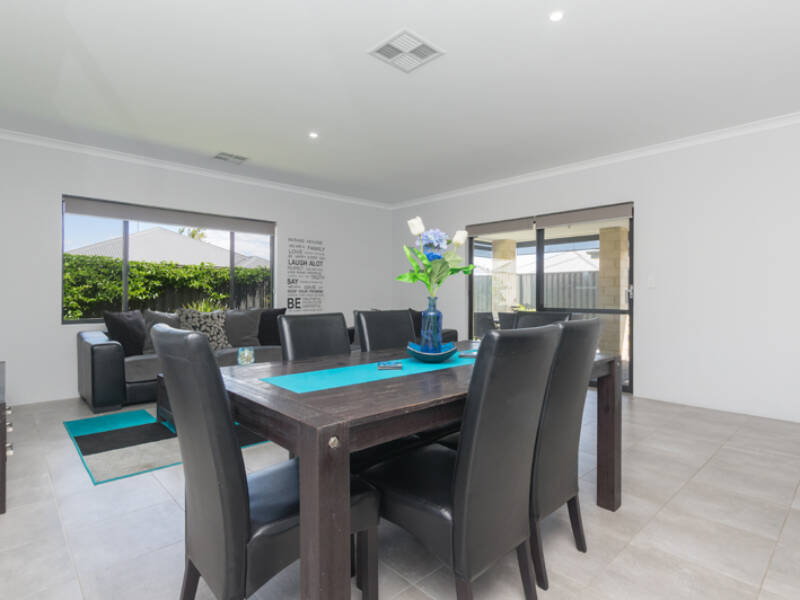 11 Limone Street, AVELEY, WA 6069 AUS