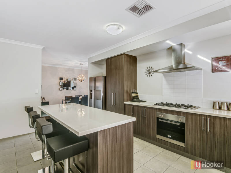 36 Vellum Loop, AVELEY, WA 6069 AUS