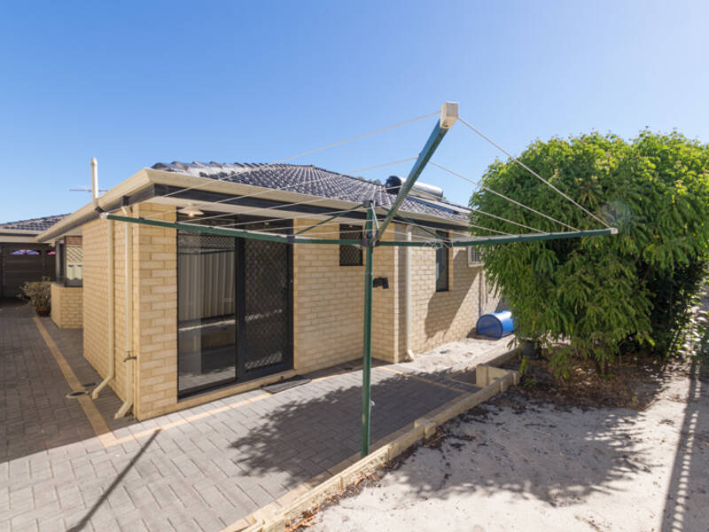 9 Romsey Grove, KIARA, WA 6054 AUS