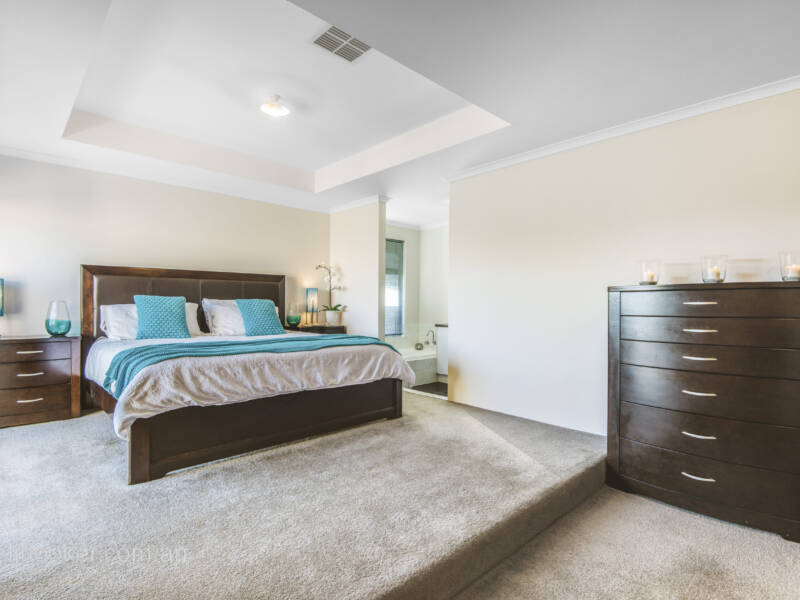 9 Yarran Link, ELLENBROOK, WA 6069 AUS