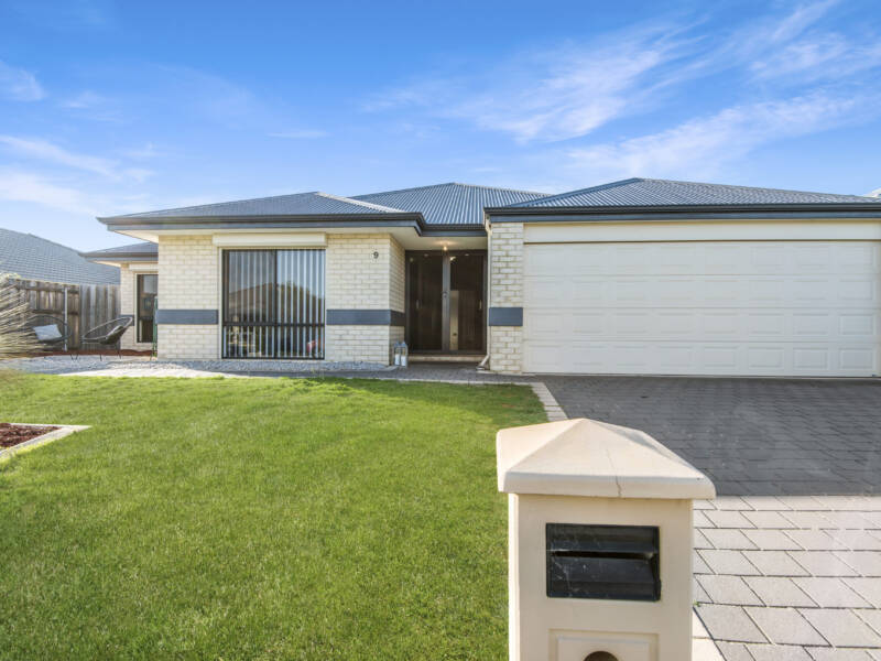 9 Yarran Link, ELLENBROOK, WA 6069 AUS