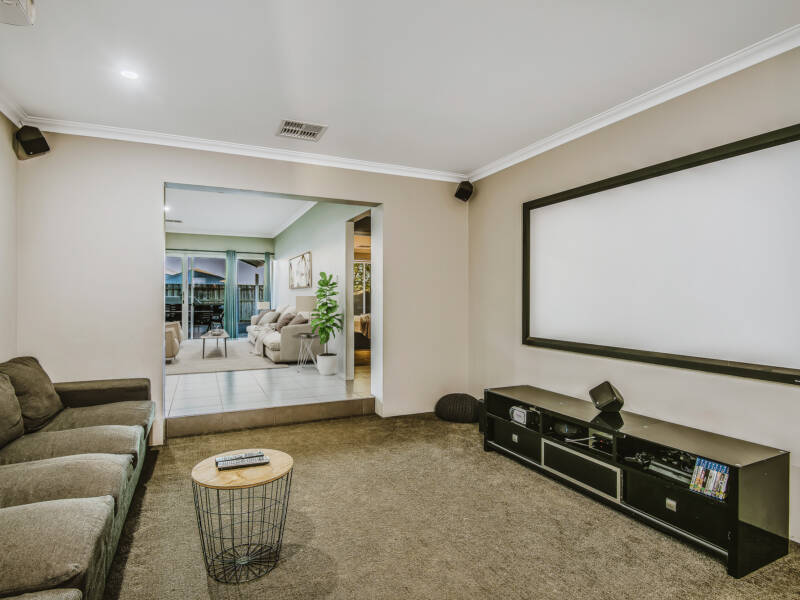 11 Croft Way, THE VINES, WA 6069 AUS