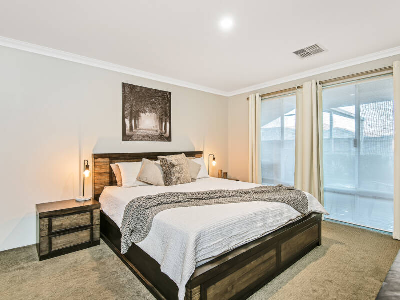 11 Croft Way, THE VINES, WA 6069 AUS