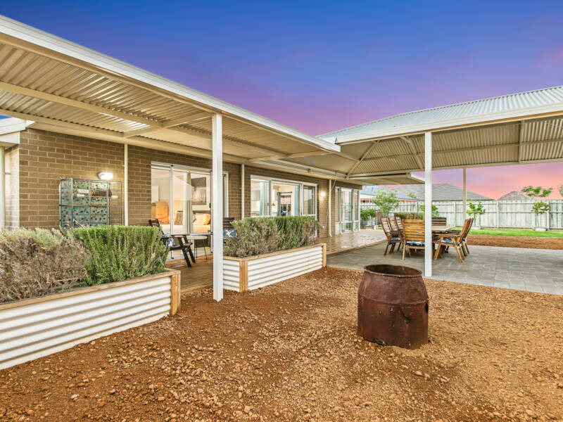 11 Croft Way, THE VINES, WA 6069 AUS