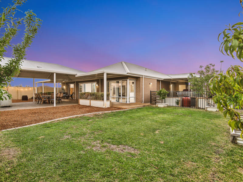 11 Croft Way, THE VINES, WA 6069 AUS