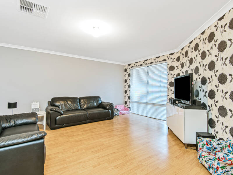 80 Derricap Avenue, ELLENBROOK, WA 6069 AUS