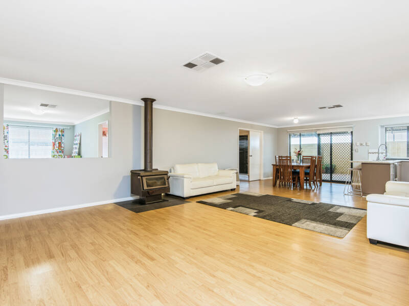 80 Derricap Avenue, ELLENBROOK, WA 6069 AUS