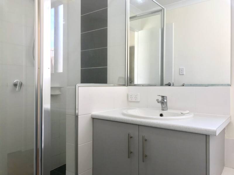 8 Hoveton Circuit, AVELEY, WA 6069 AUS