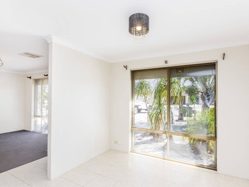 5 Kite Court, HIGH WYCOMBE, WA 6057 AUS