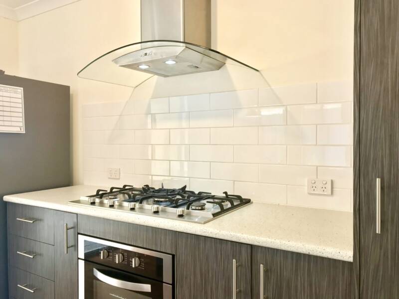 8 Hoveton Circuit, AVELEY, WA 6069 AUS