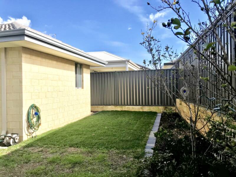 8 Hoveton Circuit, AVELEY, WA 6069 AUS