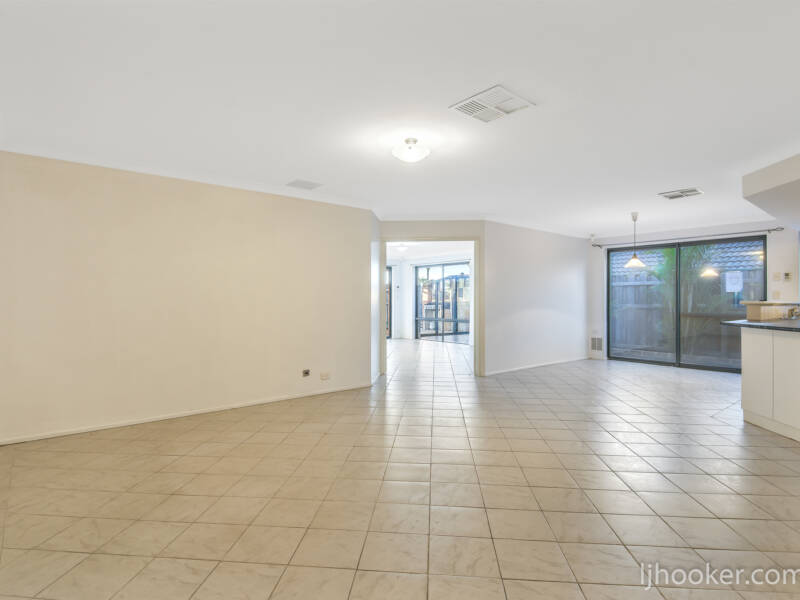 8 Blendon Avenue, ELLENBROOK, WA 6069 AUS