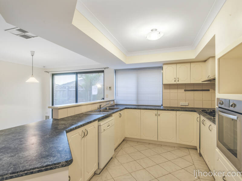 8 Blendon Avenue, ELLENBROOK, WA 6069 AUS