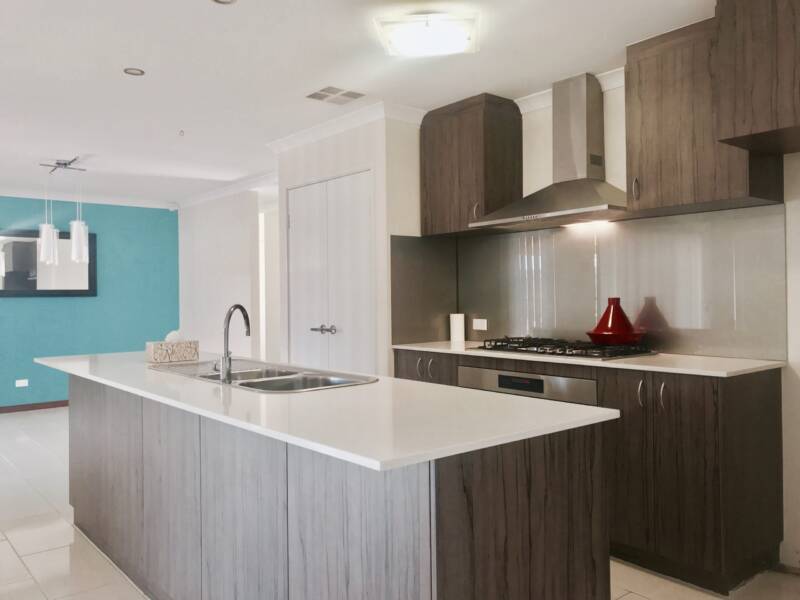 82 Farmaner Parkway, ELLENBROOK, WA 6069 AUS