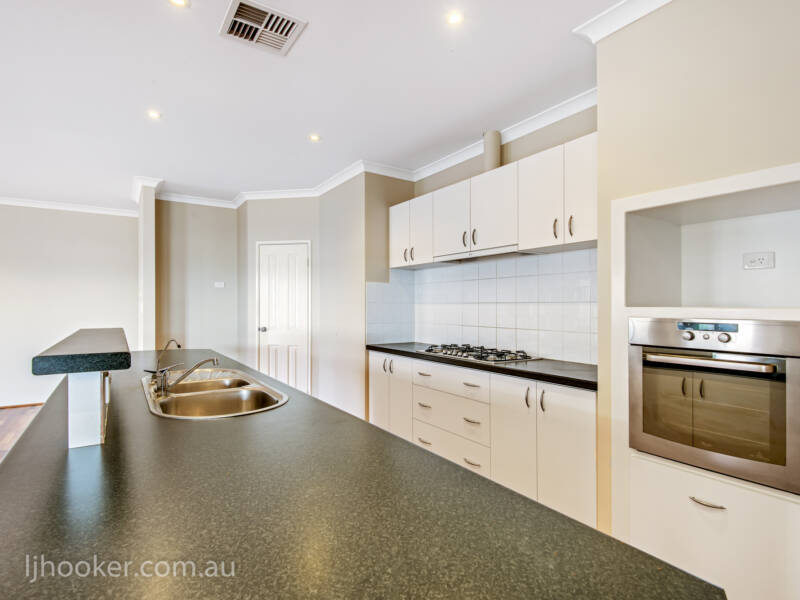 30 Turkich Parade, AVELEY, WA 6069 AUS