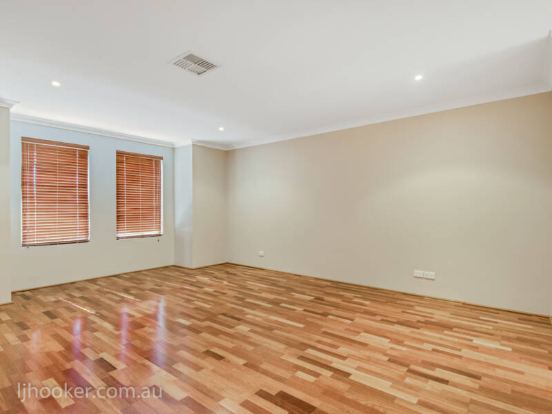 30 Turkich Parade, AVELEY, WA 6069 AUS