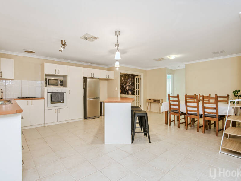5 Tobermory Boulevard, ELLENBROOK, WA 6069 AUS