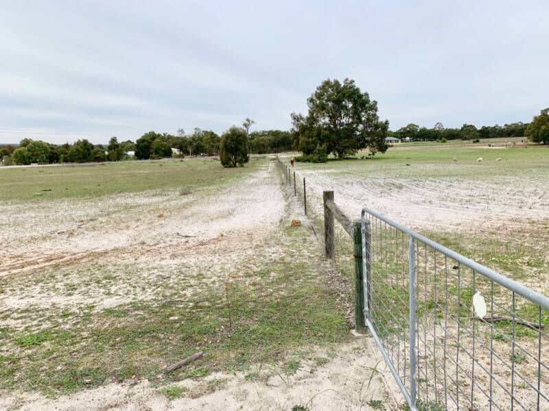 44 Cockatoo Drive, BINDOON, WA 6502 AUS