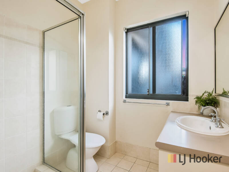 5 Sudley Lane, ELLENBROOK, WA 6069 AUS