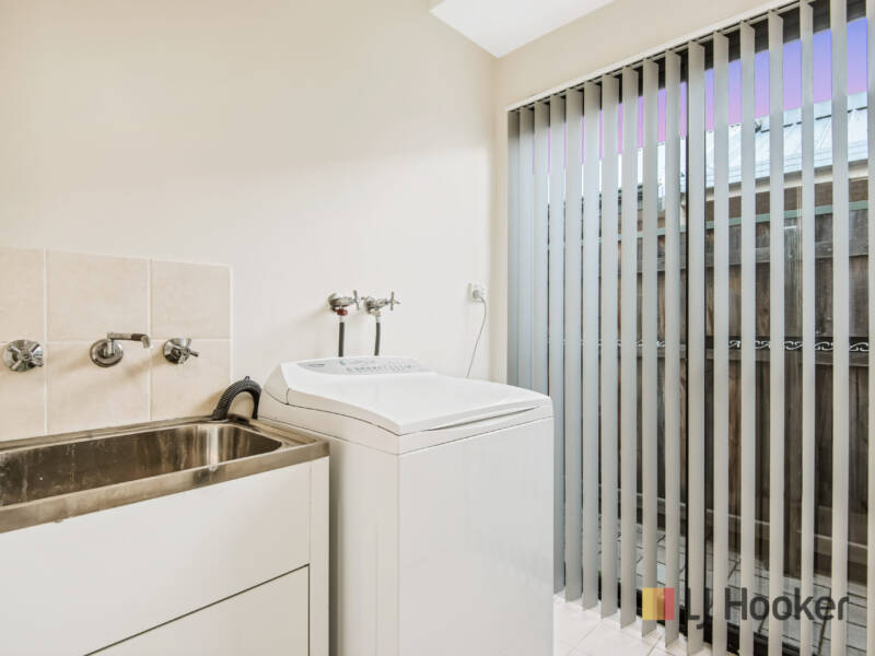 5 Sudley Lane, ELLENBROOK, WA 6069 AUS