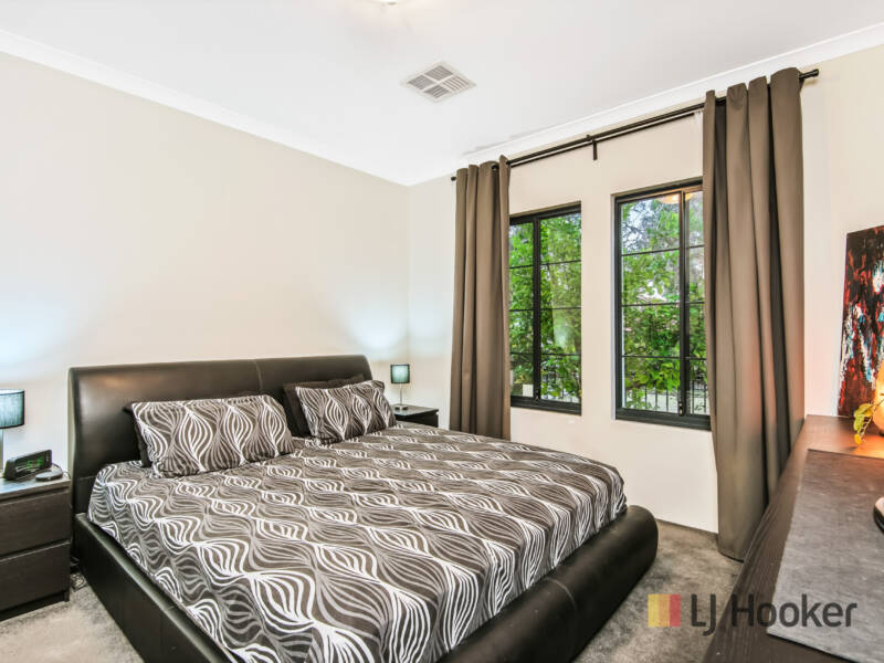 5 Sudley Lane, ELLENBROOK, WA 6069 AUS