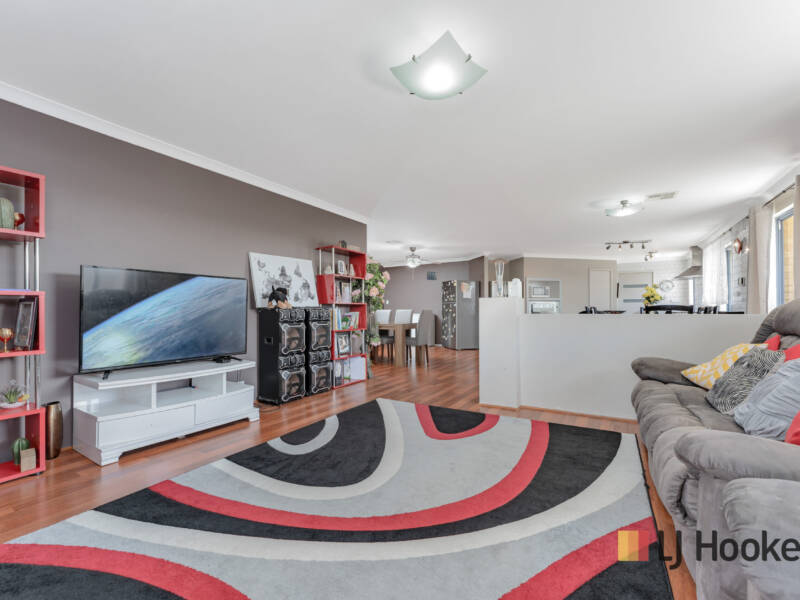 7 Dulegal Way, AVELEY, WA 6069 AUS