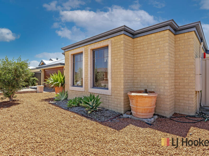 7 Dulegal Way, AVELEY, WA 6069 AUS