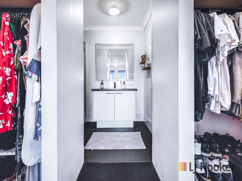 128 Wilding Boulevard, ELLENBROOK, WA 6069 AUS