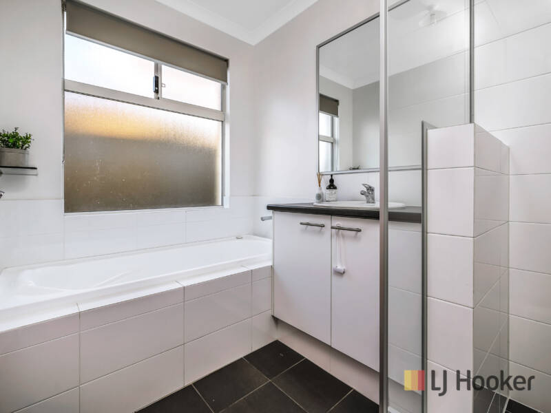 128 Wilding Boulevard, ELLENBROOK, WA 6069 AUS