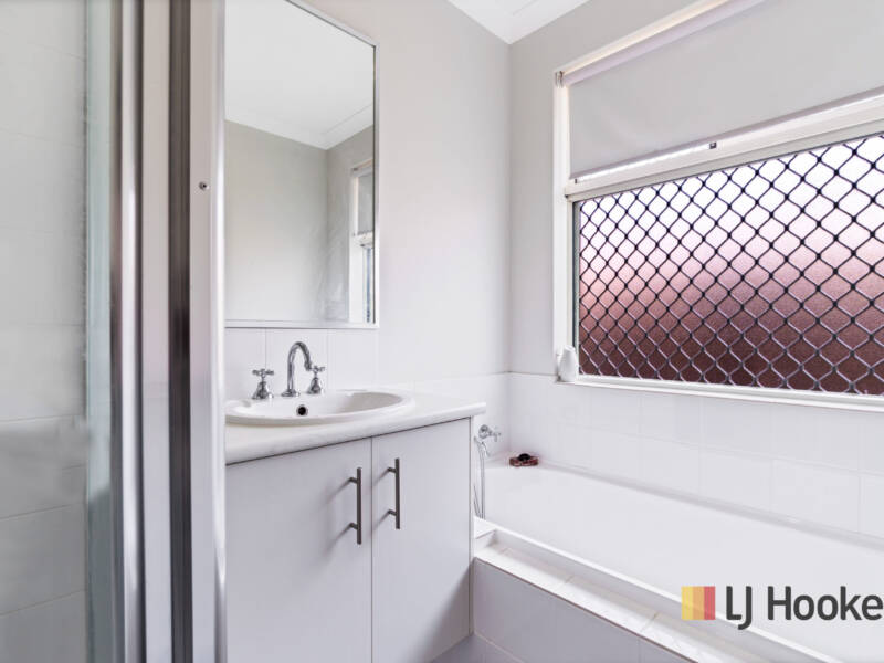 23 Cheriton Avenue, ELLENBROOK, WA 6069 AUS