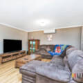 8 Hoyton Close, ELLENBROOK, WA 6069 AUS