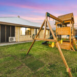 8 Hoyton Close, ELLENBROOK, WA 6069 AUS