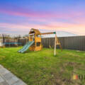 8 Hoyton Close, ELLENBROOK, WA 6069 AUS