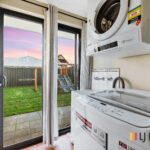 8 Hoyton Close, ELLENBROOK, WA 6069 AUS