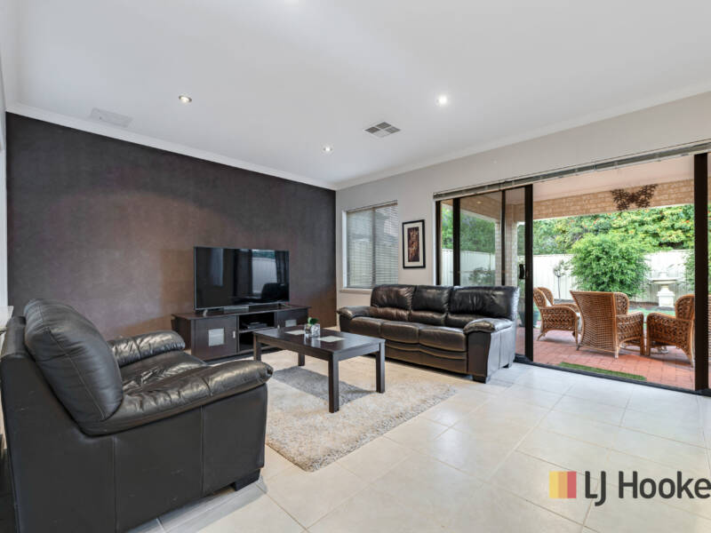 22 Munyard way, MORLEY, WA 6062 AUS
