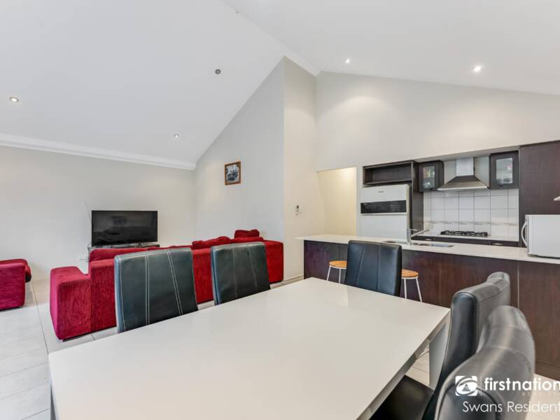 9 Macquarie Bend, ELLENBROOK, WA 6069 AUS