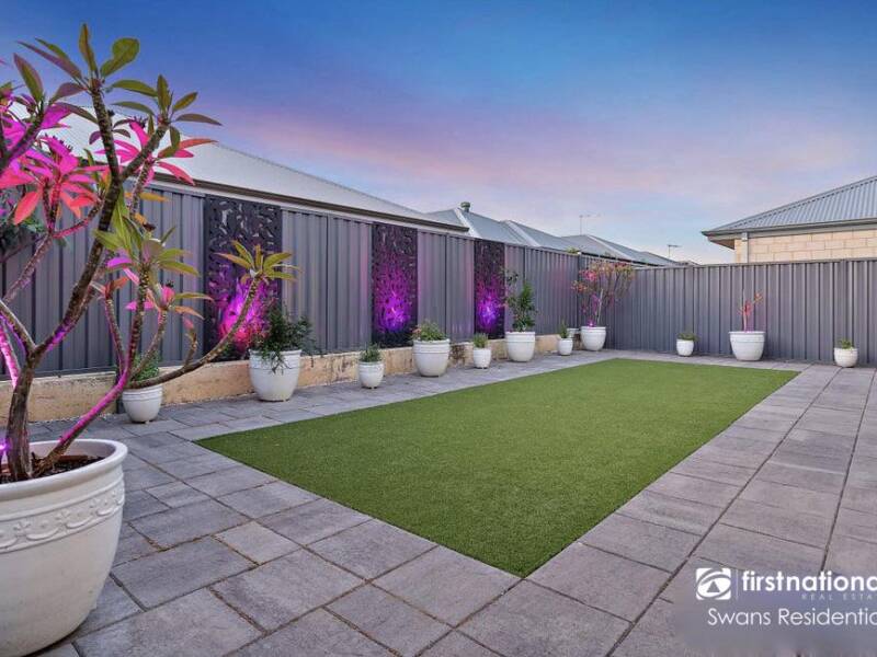 3 Crombie Way, BALDIVIS, WA 6171 AUS