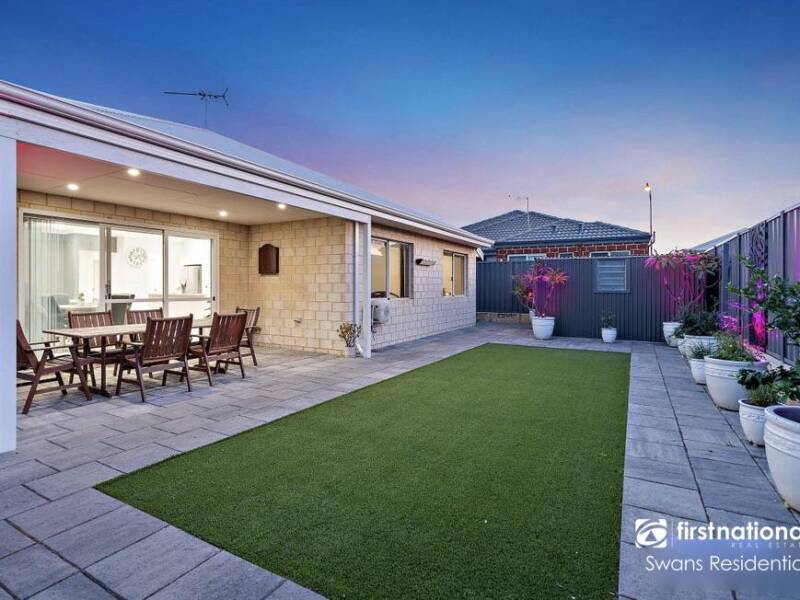3 Crombie Way, BALDIVIS, WA 6171 AUS