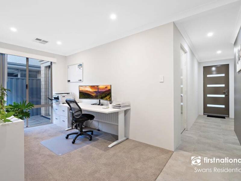3 Crombie Way, BALDIVIS, WA 6171 AUS